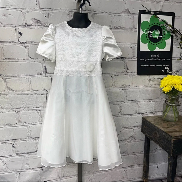 Pure white satin and chiffon dress youth size 8 - Picture 1 of 5